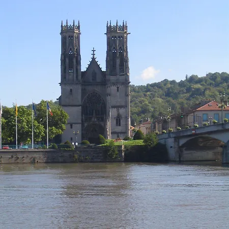 Hotel Hotel Bagatelle Pont-a-Mousson