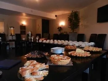 Bagatelle 3*