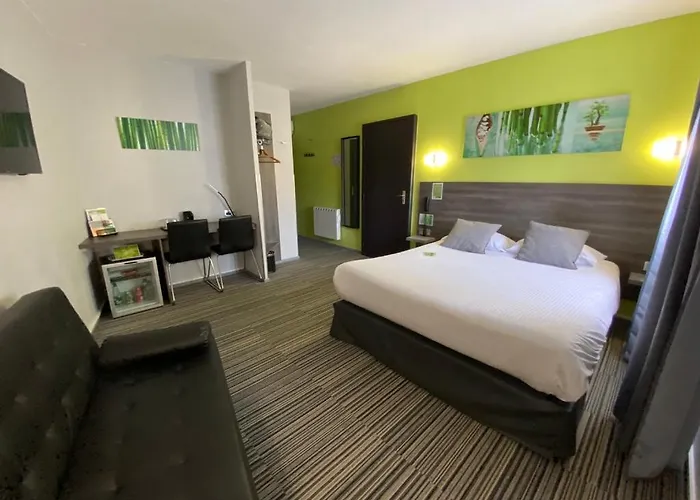 Отель Hotel Bagatelle