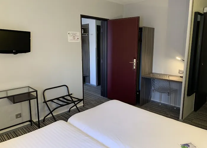 Hotel Bagatelle Понт-а-Муссон