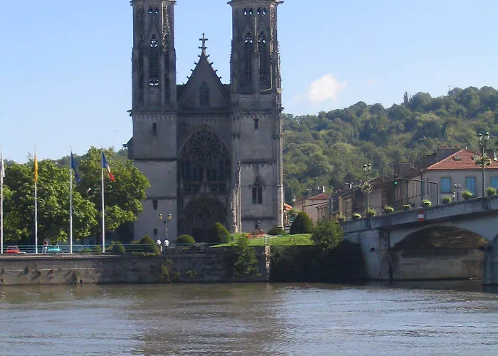 Hotel Hotel Bagatelle Pont-a-Mousson